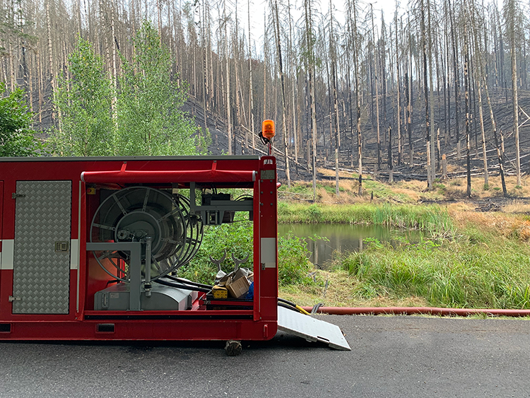 Temporary field network assembled in a remote environment